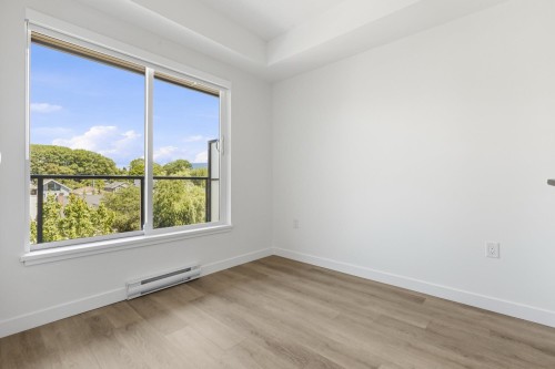 404-2268 Broadway E, Vancouver, BC - Indoor Photo Showing Other Room