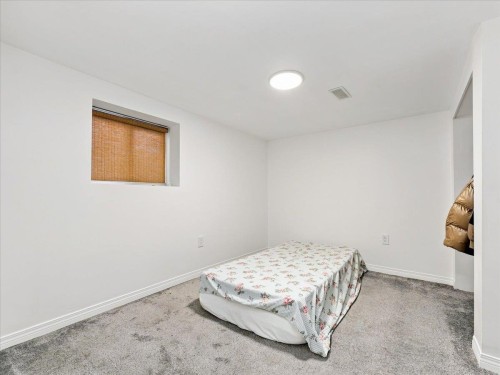 4399 Quebec Street, Vancouver, BC - Indoor Photo Showing Bedroom