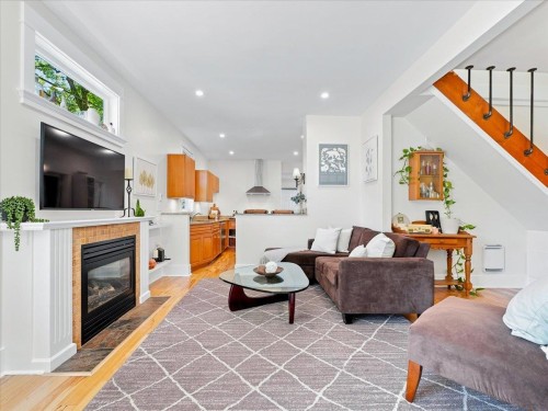 4399 Quebec Street, Vancouver, BC - Indoor Photo Showing Living Room With Fireplace