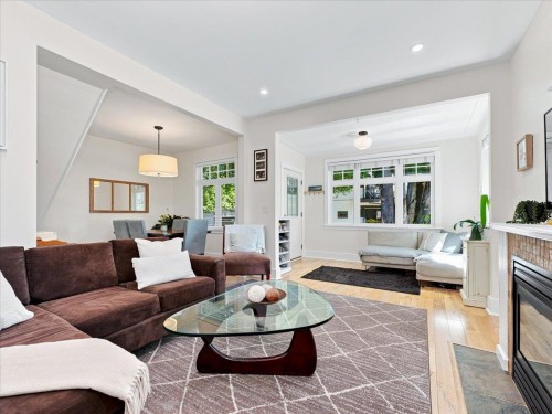 4399 Quebec Street, Vancouver, BC - Indoor Photo Showing Living Room With Fireplace