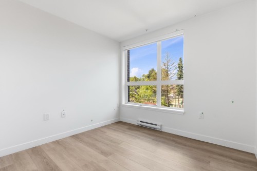 202-2268 Broadway E, Vancouver, BC - Indoor Photo Showing Other Room