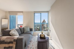 2107-1238 Seymour Street  Vancouver, BC V6B 6J3