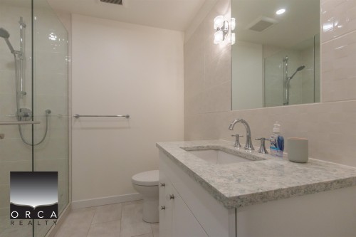 845 Braeside Street, West Vancouver, BC - Indoor Photo Showing Bathroom