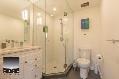 845 Braeside Street, West Vancouver, BC - Indoor Photo Showing Bathroom