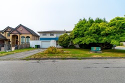 6011 Mara Crescent  Richmond, BC V7C 2R1