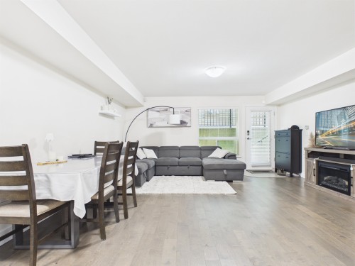 1517 Dayton Street, Coquitlam, BC - Indoor With Fireplace