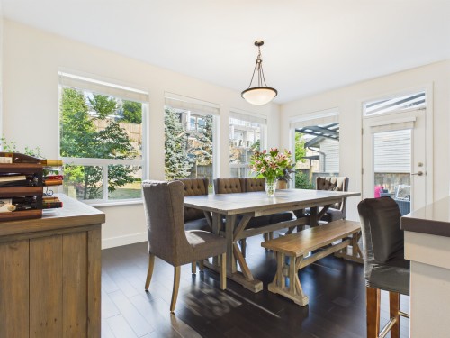 1517 Dayton Street, Coquitlam, BC - Indoor Photo Showing Dining Room
