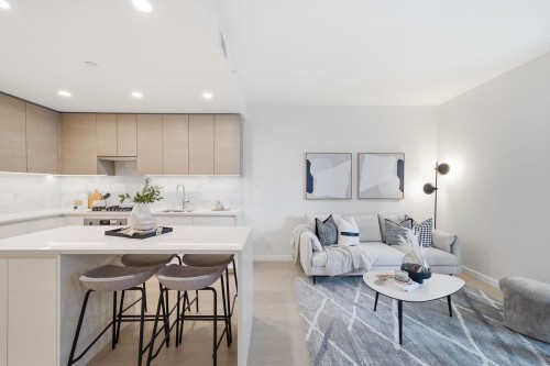 1207-2186 Gilmore Avenue  Burnaby, BC V5C 0N7