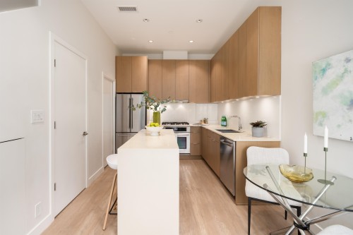 149 1St Avenue E, Vancouver, BC - Indoor