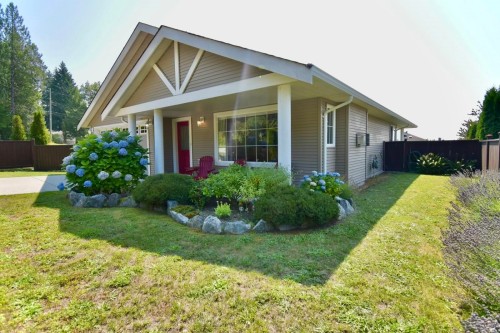 6315 Tower Road, Sechelt, BC - Outdoor