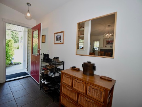 6315 Tower Road, Sechelt, BC - Indoor