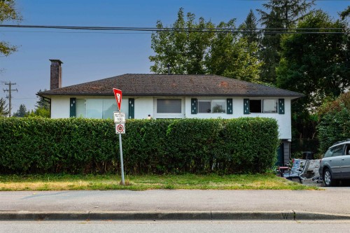 22026 122nd Avenue  Maple Ridge, BC V2X 3X3