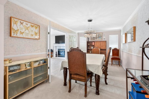 1252 Dewar Way, Port Coquitlam, BC - Indoor Photo Showing Dining Room