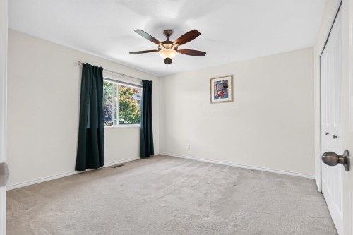 1252 Dewar Way, Port Coquitlam, BC - Indoor Photo Showing Other Room