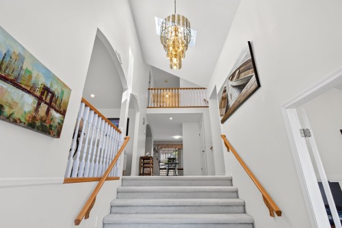 1252 Dewar Way, Port Coquitlam, BC - Indoor Photo Showing Other Room