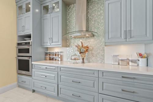 1408 Strawline Hill Street, Coquitlam, BC - Indoor Photo Showing Kitchen