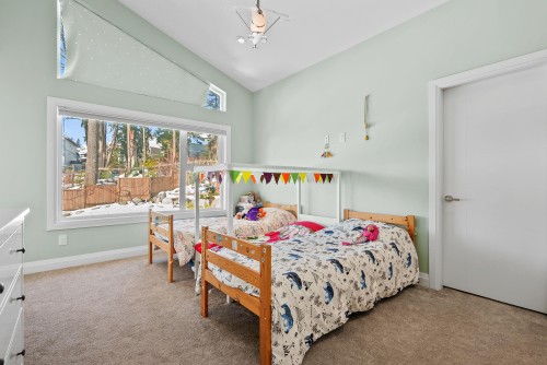 1408 Strawline Hill Street, Coquitlam, BC - Indoor Photo Showing Bedroom