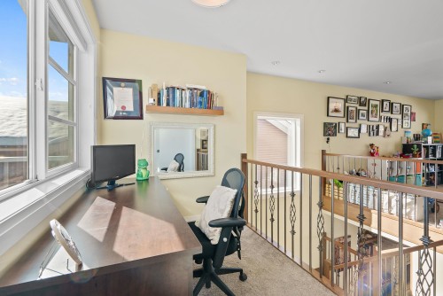1408 Strawline Hill Street, Coquitlam, BC - Indoor Photo Showing Office