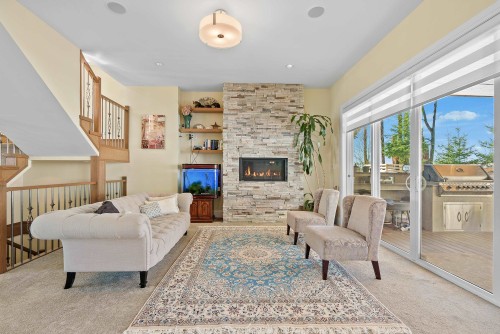 1408 Strawline Hill Street, Coquitlam, BC - Indoor Photo Showing Living Room With Fireplace