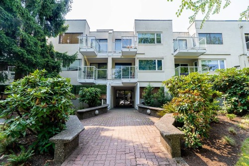 302-830 E. 7th Avenue  Vancouver, BC V5T 4J2