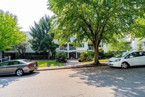 302-830 E. 7Th Avenue, Vancouver, BC - Outdoor