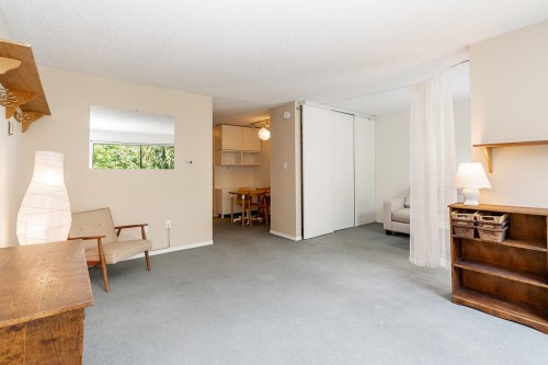 302-830 E. 7Th Avenue, Vancouver, BC - Indoor Photo Showing Other Room