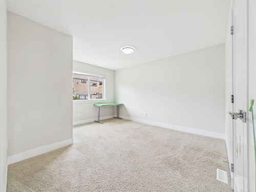 3501 Bishop Place, Coquitlam, BC - Indoor Photo Showing Other Room