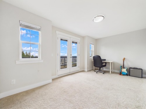 3501 Bishop Place, Coquitlam, BC - Indoor