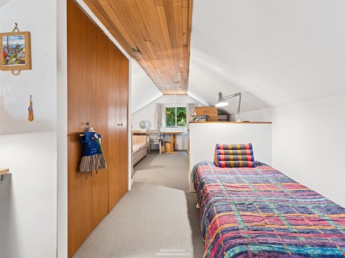 461 18Th Avenue W, Vancouver, BC - Indoor Photo Showing Bedroom