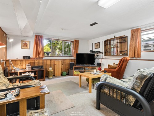 461 18Th Avenue W, Vancouver, BC - Indoor