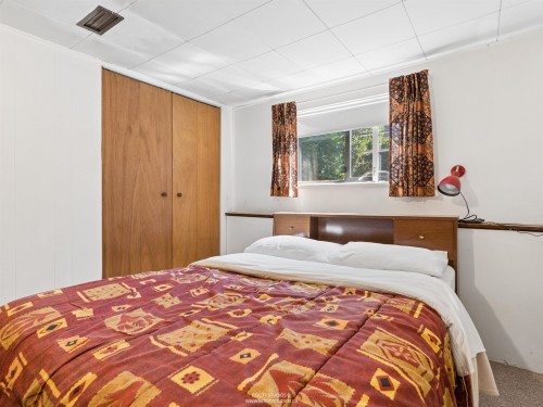 461 18Th Avenue W, Vancouver, BC - Indoor Photo Showing Bedroom