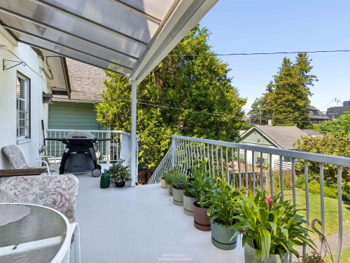 461 18Th Avenue W, Vancouver, BC - Outdoor With Deck Patio Veranda With Exterior