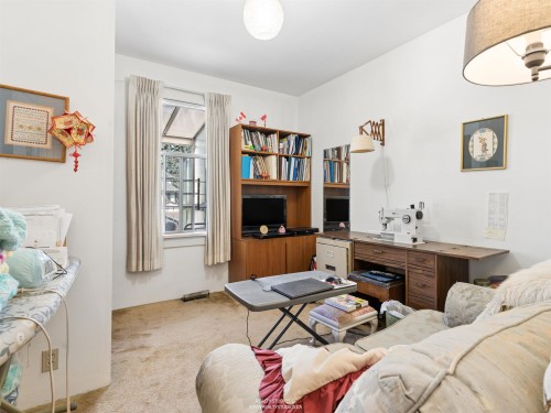461 18Th Avenue W, Vancouver, BC - Indoor
