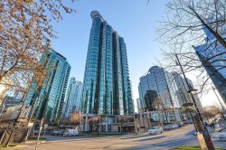 702-588 Broughton Street  Vancouver, BC V6G 3E3