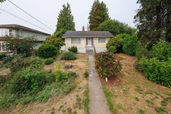 7289 Dow Avenue Burnaby, BC V5J 3X3