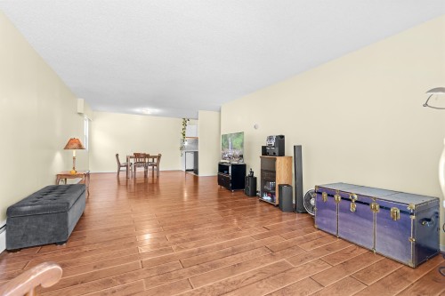 316-780 Premier Street, North Vancouver, BC - Indoor