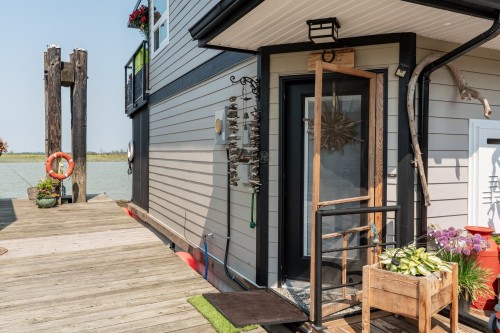 14-3871 River Road Road W, Delta, BC - Outdoor With Deck Patio Veranda With Exterior