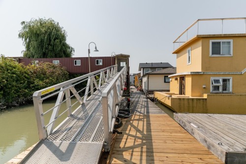 14-3871 River Road Road W, Delta, BC - Outdoor With Exterior