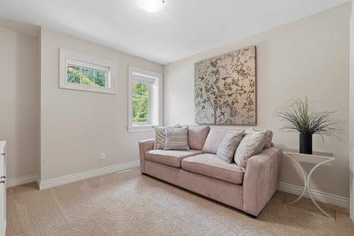 1225 Burkemont Place, Coquitlam, BC - Indoor Photo Showing Living Room