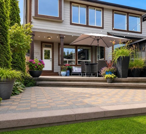 1225 Burkemont Place, Coquitlam, BC - Outdoor