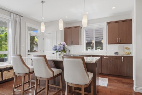 1225 Burkemont Place, Coquitlam, BC - Indoor