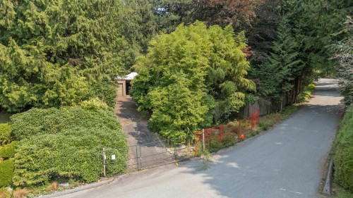 410 Eastcot Road, West Vancouver, BC - Outdoor