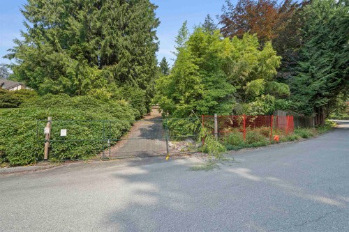 410 Eastcot Road, West Vancouver, BC - Outdoor