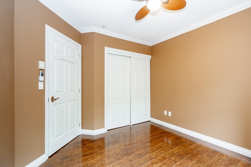 103-3625 Windcrest Drive, North Vancouver, BC - Indoor Photo Showing Other Room