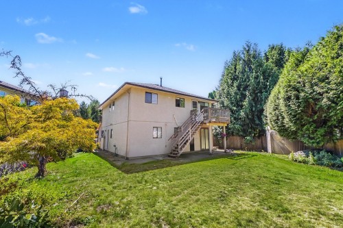 976 Hosmer Court  Coquitlam, BC V3C 4T8