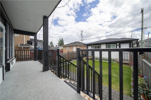 2216 Mannering Avenue, Vancouver, BC - Outdoor With Deck Patio Veranda With Exterior