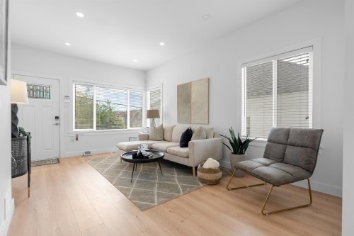 2617 Turner Street, Vancouver, BC - Indoor Photo Showing Living Room