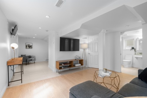 2617 Turner Street, Vancouver, BC - Indoor Photo Showing Living Room