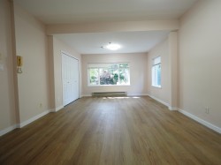2-345 15th Avenue WVancouver, BC V5Y 1Y3