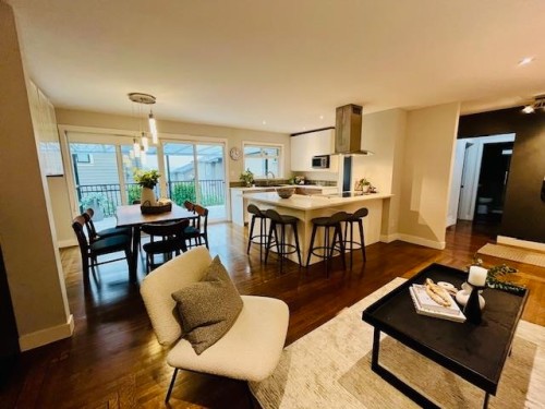 1314 Thomas Avenue, Coquitlam, BC - Indoor